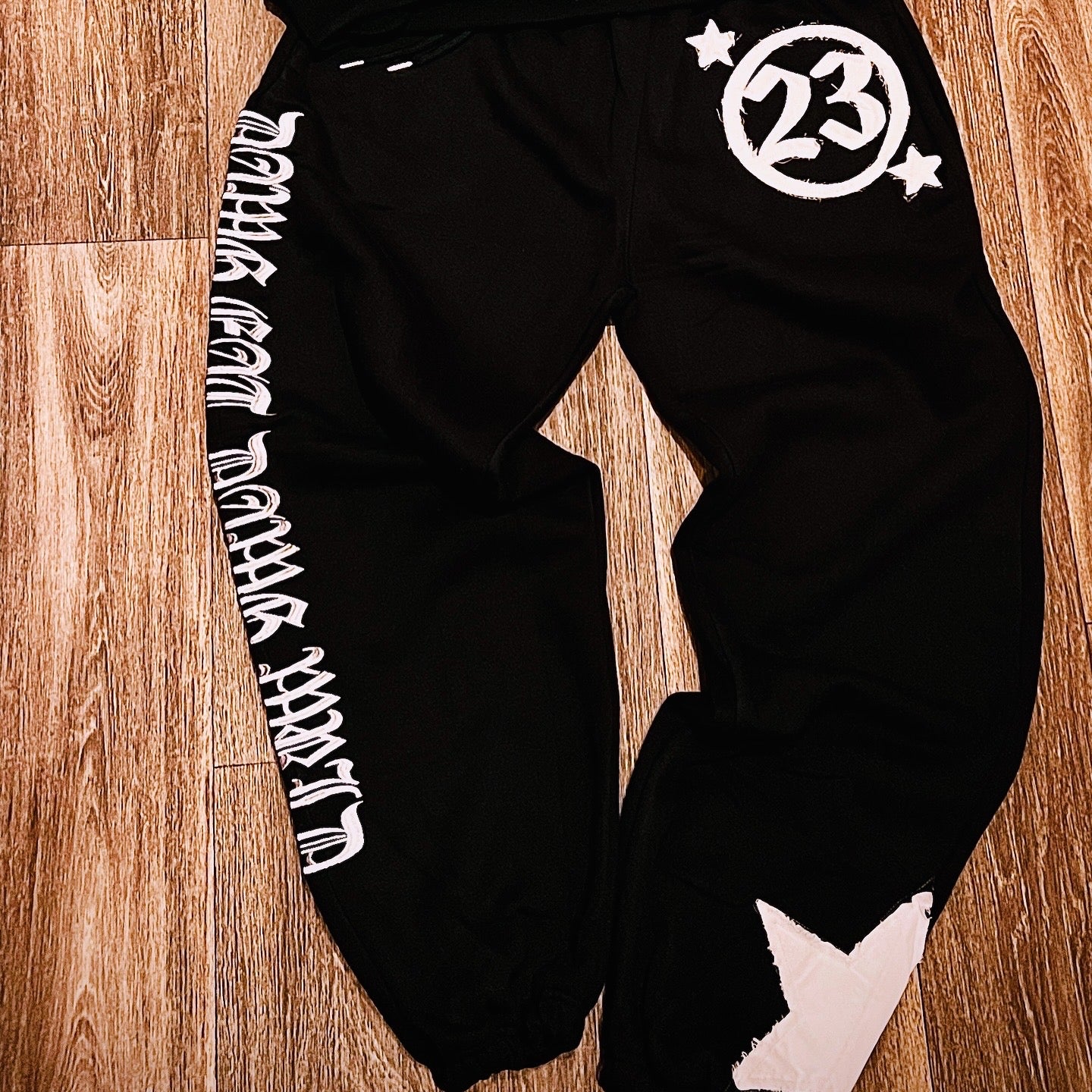 DED WORLD “Dawg” Sweats